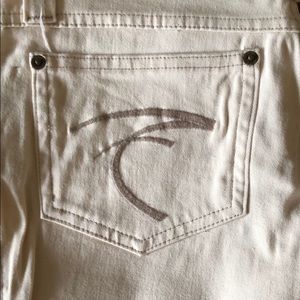 Frankie B. Cream bootleg pant! Size 4.
